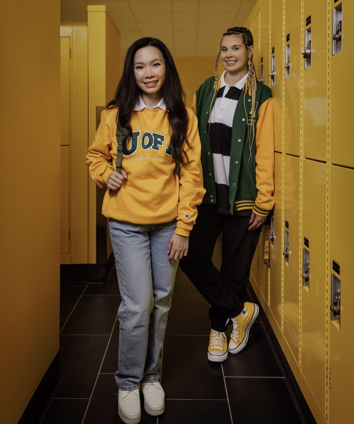 girls in the yellow lockers