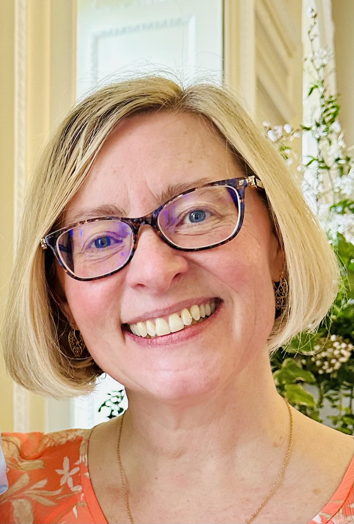 Image of Holly Lomheim
